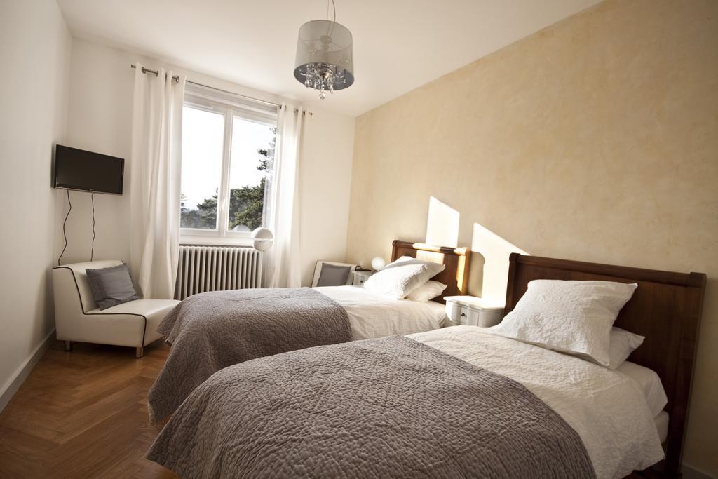 La Maison De Roussille Bed & Breakfast Francheville  Екстериор снимка